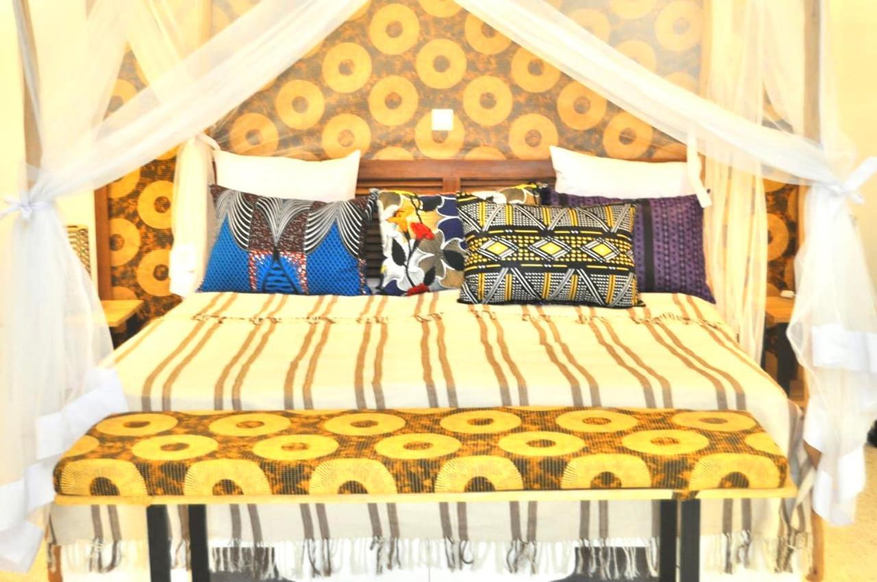 Maison De Clara Ngaparou Ngoại thất bức ảnh